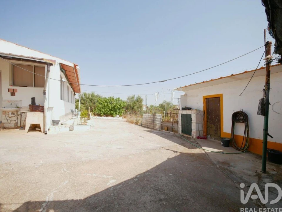 Moradia T3 para Venda em Corte do Pinto Foto 20