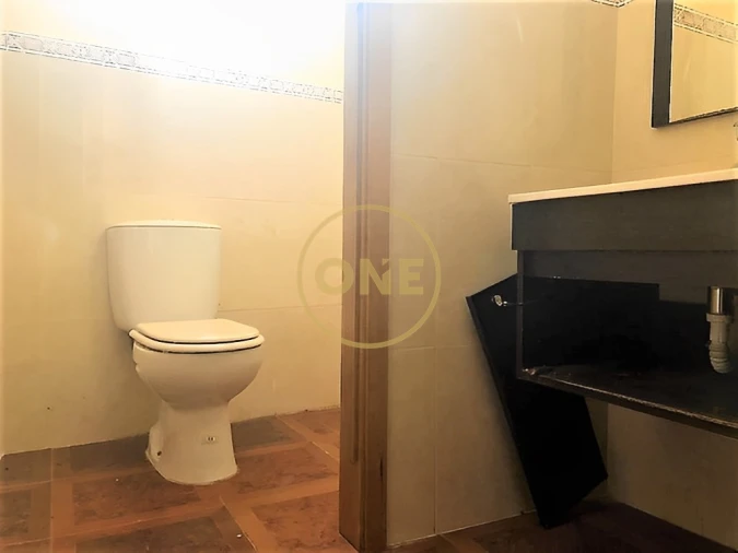 Loja para Arrendamento em Lemenhe, Mouquim e Jesufrei Foto 7