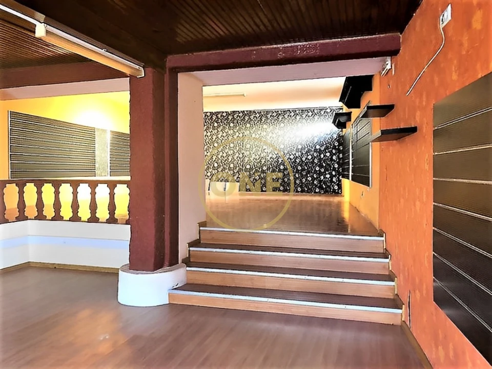 Loja para Arrendamento em Lemenhe, Mouquim e Jesufrei Foto 4