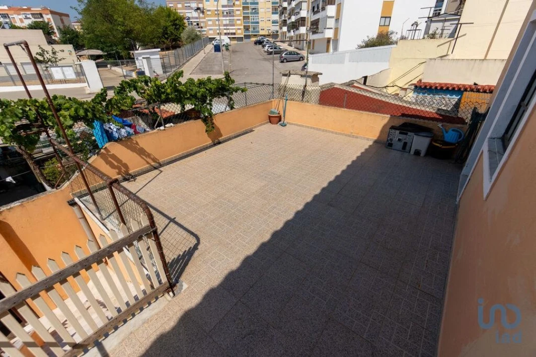 Moradia T10 para Venda em Setubal (São Sebastião) Foto 9