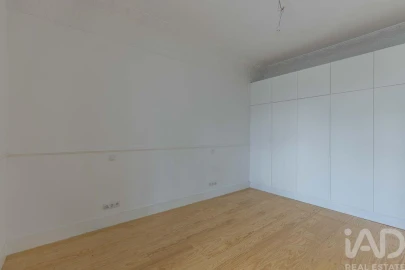 Apartamento T3 para Arrendamento em Avenidas Novas