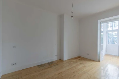 Apartamento T3 para Arrendamento em Avenidas Novas