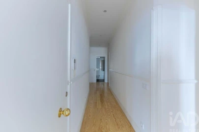 Apartamento T3 para Arrendamento em Avenidas Novas