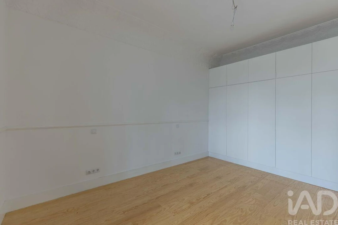 Apartamento T3 para Arrendamento em Avenidas Novas Foto 27