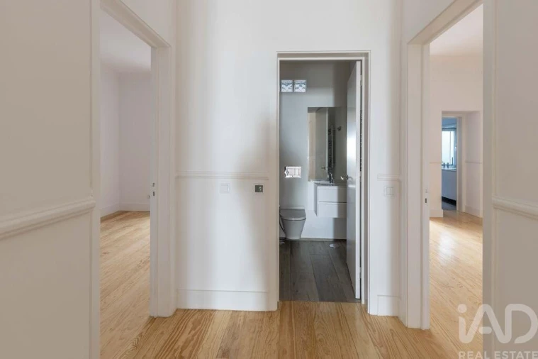 Apartamento T3 para Arrendamento em Avenidas Novas Foto 15