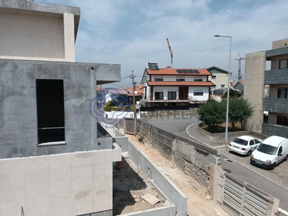 Moradia T4 para Venda em Canidelo Foto 7