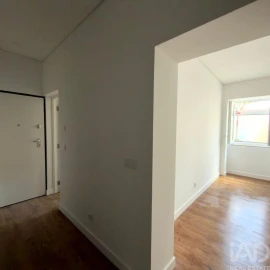 Apartamento T1 para Venda em Alcantara