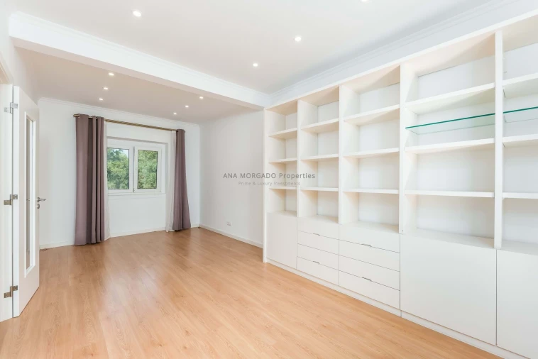 Moradia T3 para Arrendamento em Olivais Foto 8