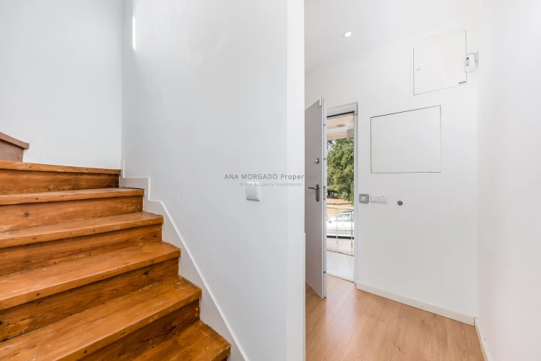 Moradia T3 para Arrendamento em Olivais Foto 7