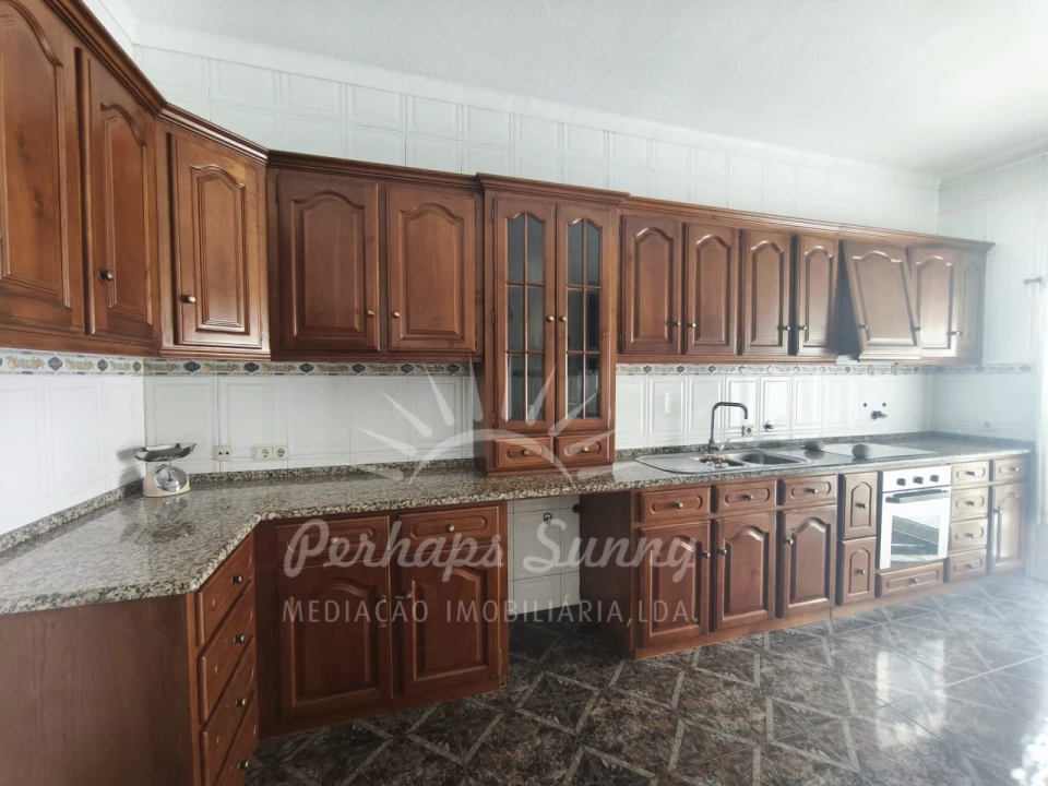 Moradia T4 para Venda em Carvalhal Foto 3
