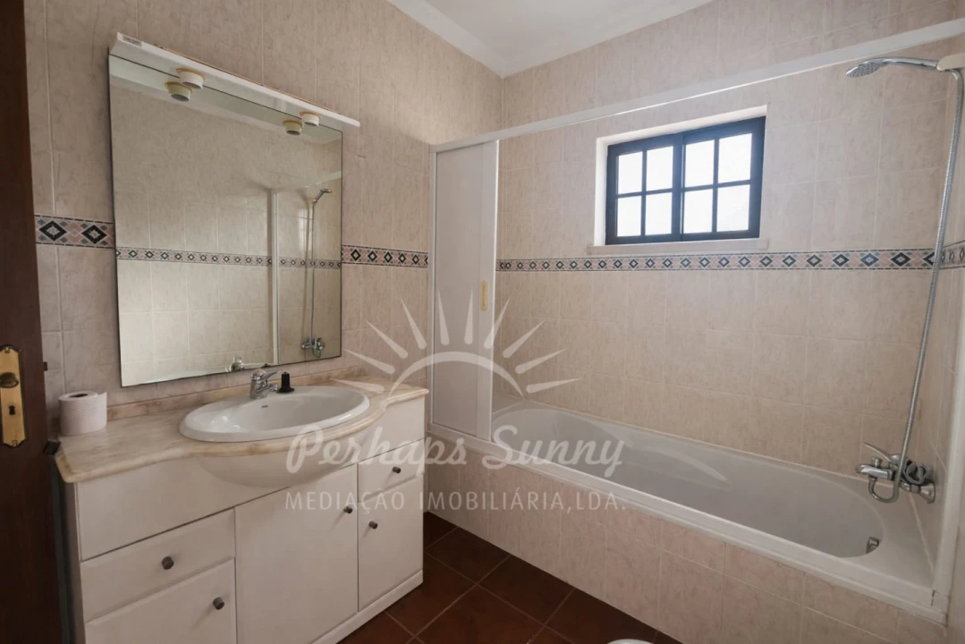 Moradia T4 para Venda em Carvalhal Foto 11