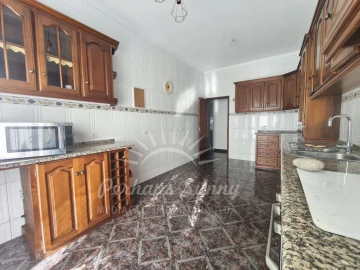 Moradia T4 para Venda em Carvalhal