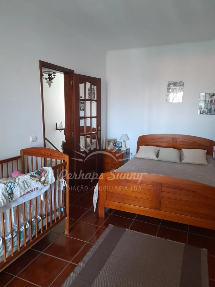 Moradia T4 para Venda em Carvalhal Foto 4