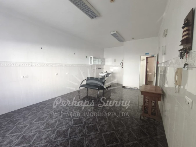 Moradia T4 para Venda em Carvalhal Foto 4