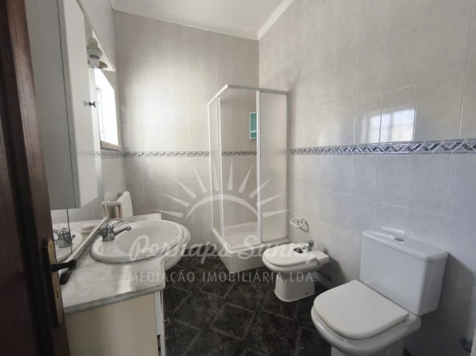 Moradia T4 para Venda em Carvalhal Foto 9