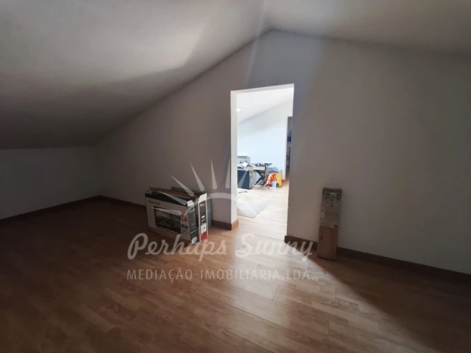 Moradia T4 para Venda em Carvalhal Foto 18