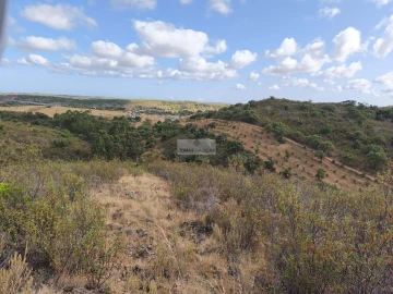 Terreno para Venda em Lagos (São Sebastião e Santa Maria)