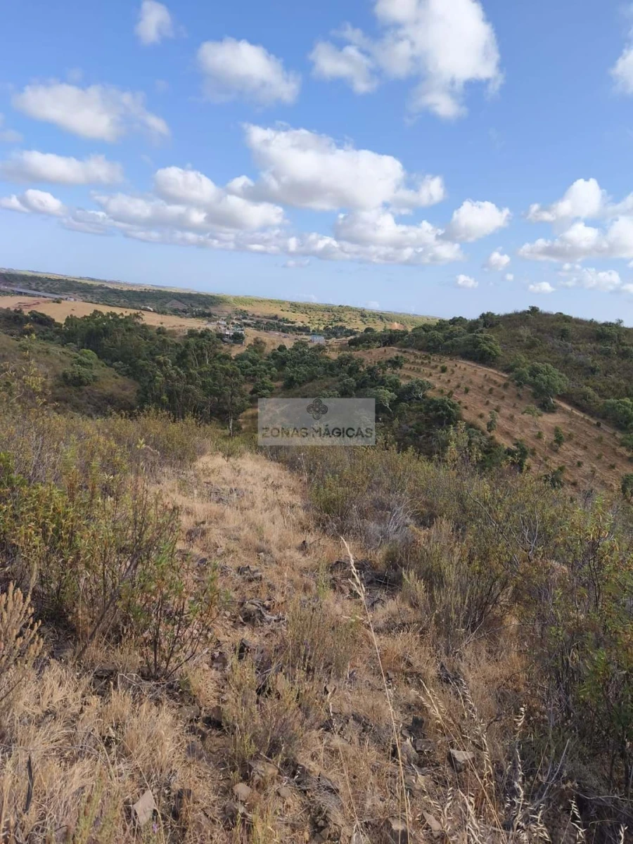 Terreno para Venda em Lagos (São Sebastião e Santa Maria) Foto 9