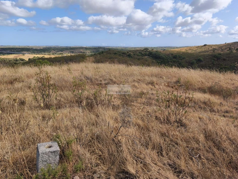 Terreno para Venda em Lagos (São Sebastião e Santa Maria) Foto 10
