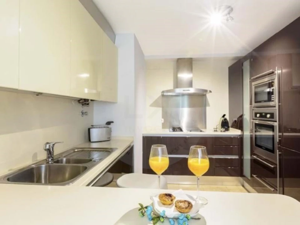 Apartamento T2 para Venda em Santa Maria Maior Foto 4