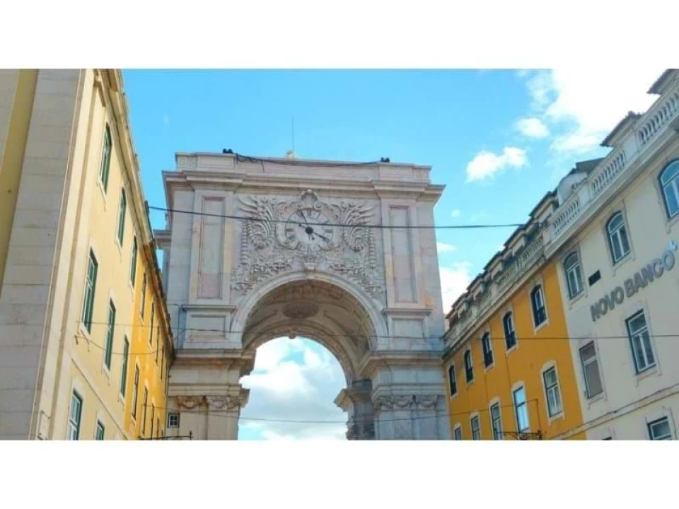 Apartamento T2 para Venda em Santa Maria Maior Foto 16