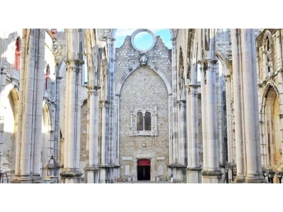 Apartamento T2 para Venda em Santa Maria Maior Foto 17