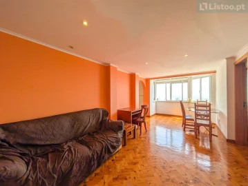 Apartamento T3 para Venda em Olivais