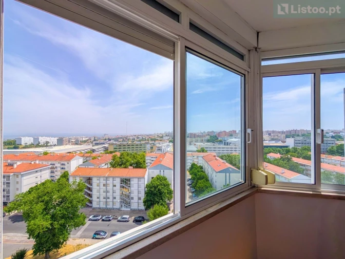 Apartamento T3 para Venda em Olivais Foto 6