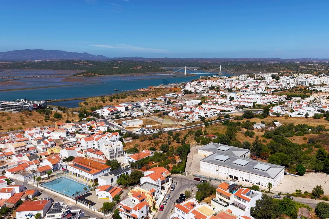 Terreno para Venda em Estômbar e Parchal Foto 10