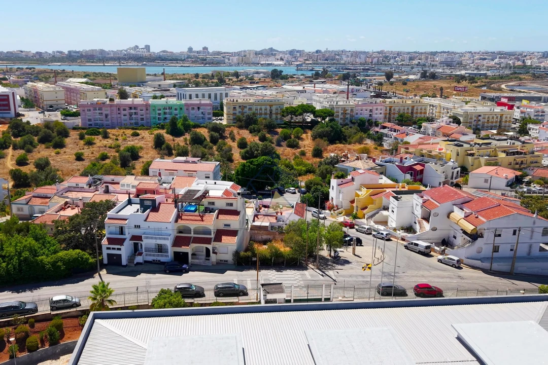 Terreno para Venda em Estômbar e Parchal Foto 15