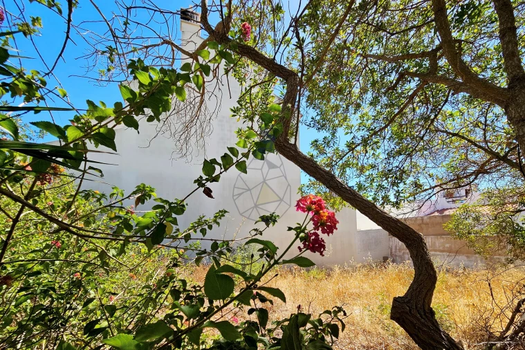 Terreno para Venda em Estômbar e Parchal Foto 8