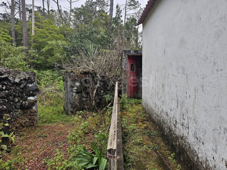 Moradia para Venda em Lajes do Pico Foto 2