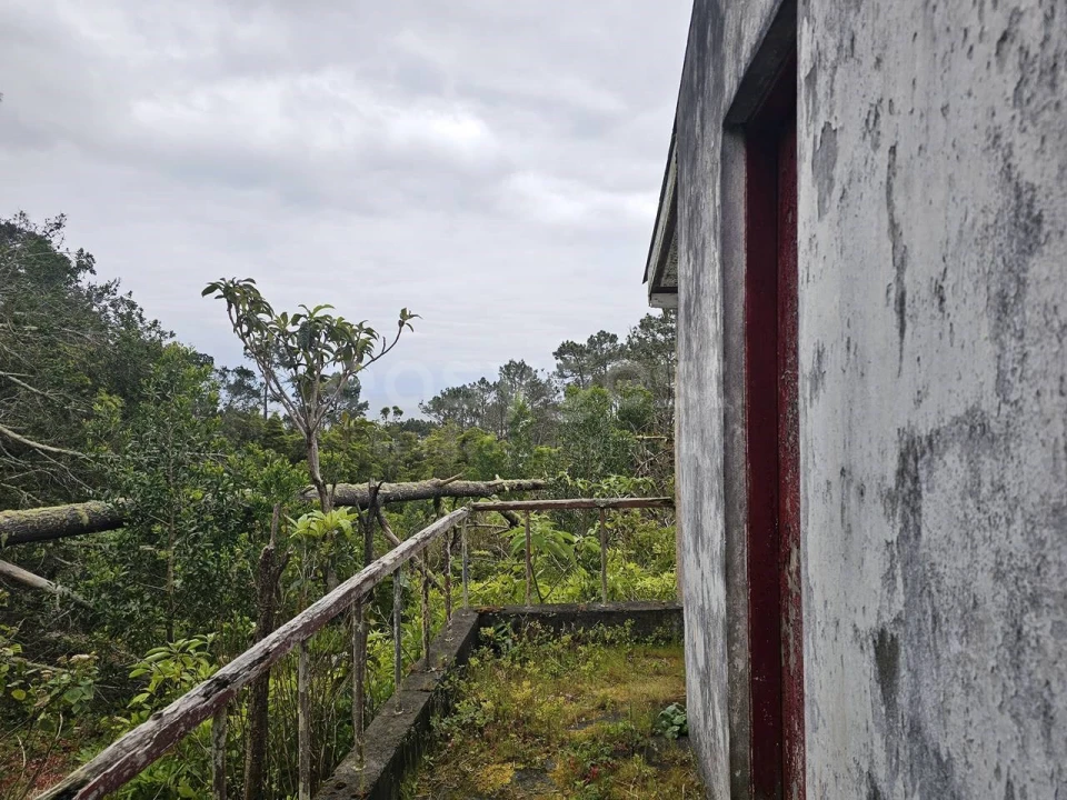 Moradia para Venda em Lajes do Pico Foto 12