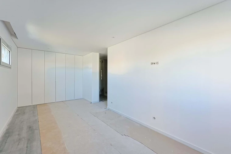 Apartamento T3 para Venda em Camarate, Unhos e Apelação Foto 31