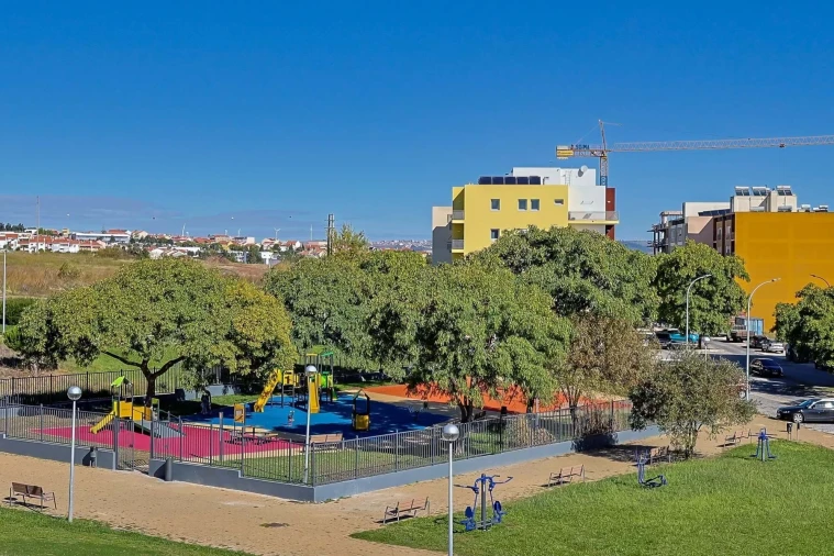 Apartamento T3 para Venda em Camarate, Unhos e Apelação Foto 6