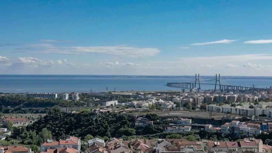 Apartamento T3 para Venda em Camarate, Unhos e Apelação Foto 3