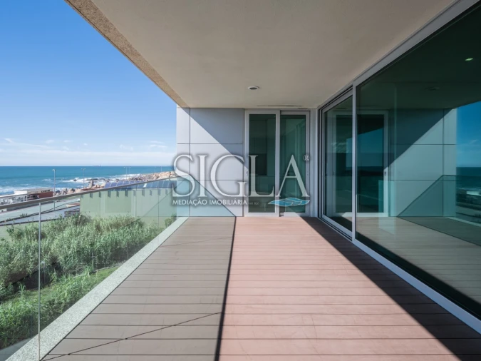 Apartamento T3 para Arrendamento em Canidelo Foto 2