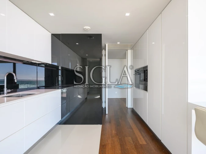 Apartamento T3 para Arrendamento em Canidelo Foto 11