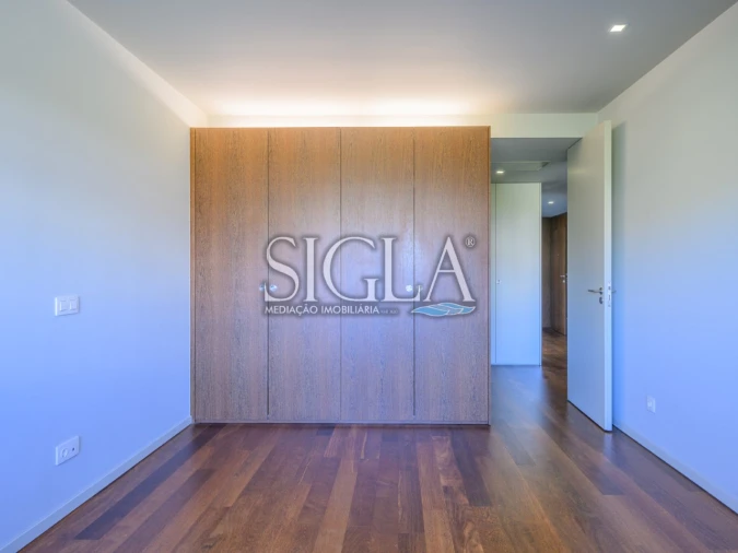 Apartamento T3 para Arrendamento em Canidelo Foto 17