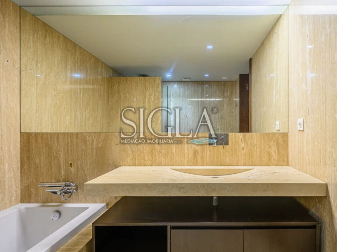 Apartamento T3 para Arrendamento em Canidelo Foto 19