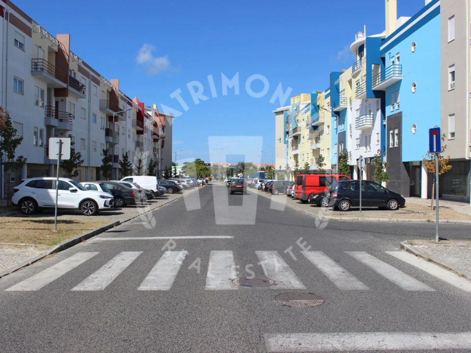 Loja para Venda em Caldas da Rainha - Santo Onofre e Serra do Bouro Foto 8