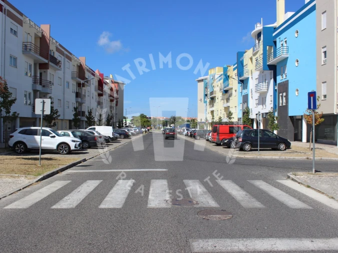 Loja para Venda em Caldas da Rainha - Santo Onofre e Serra do Bouro Foto 8