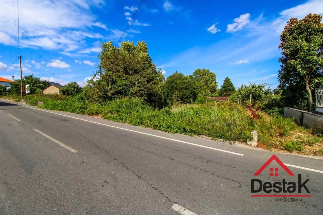 Terreno para Venda em Santa Cruz da Trapa e São Cristóvão de Lafões Foto 6