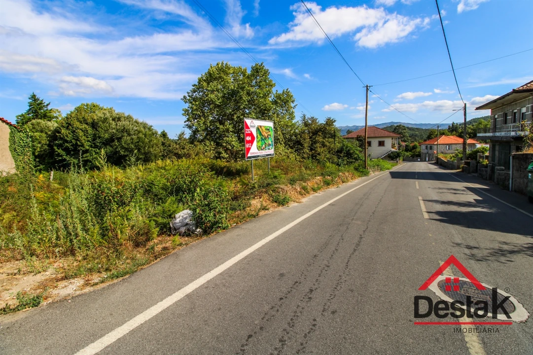 Terreno para Venda em Santa Cruz da Trapa e São Cristóvão de Lafões Foto 7