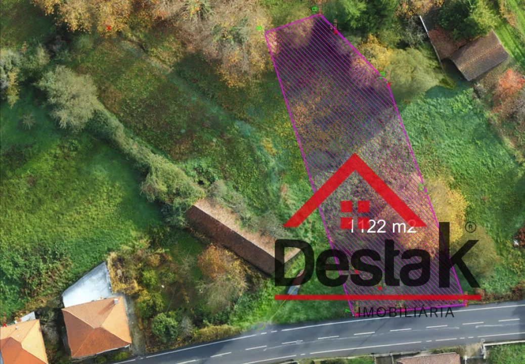 Terreno para Venda em Santa Cruz da Trapa e São Cristóvão de Lafões Foto 1