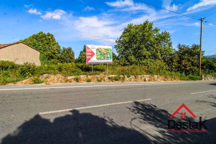 Terreno para Venda em Santa Cruz da Trapa e São Cristóvão de Lafões Foto 4