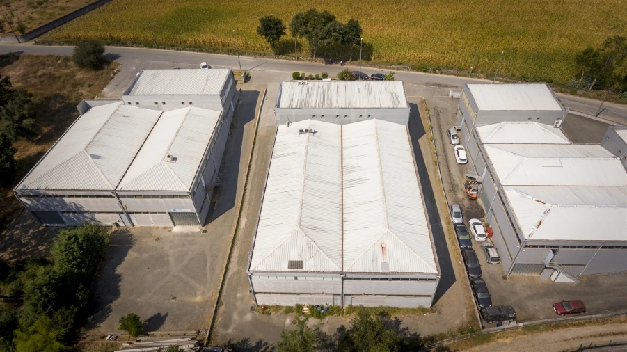 Armazém para Arrendamento em Manhente Foto 5