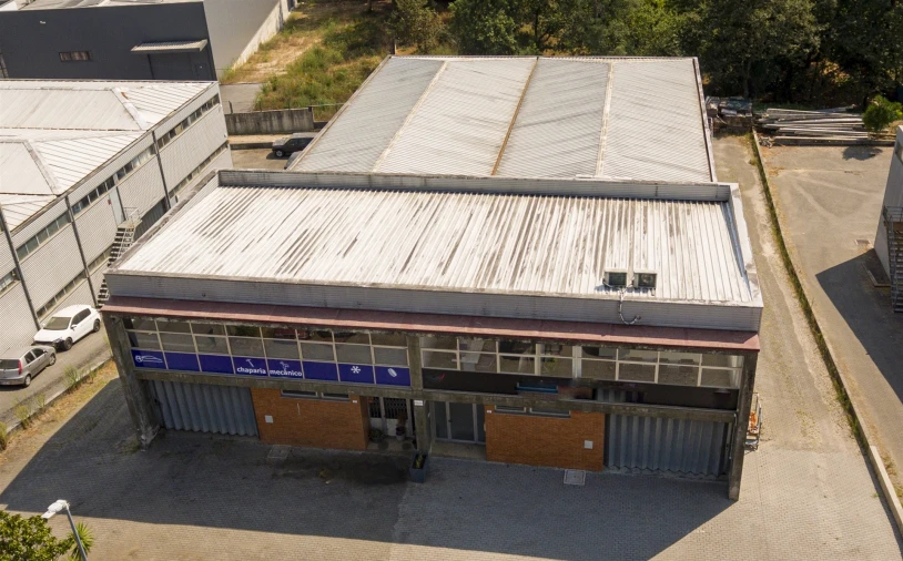 Armazém para Arrendamento em Manhente Foto 3