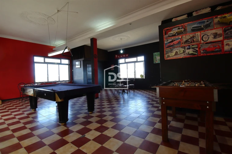 Loja para Arrendamento em Canelas Foto 6