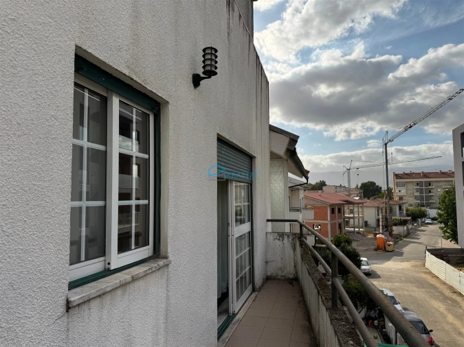 Moradia T3 para Venda em Mateus Foto 30